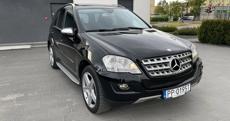 Mercedes-Benz ML cena 45900 przebieg: 292100, rok produkcji 2009 z Piła małe 742